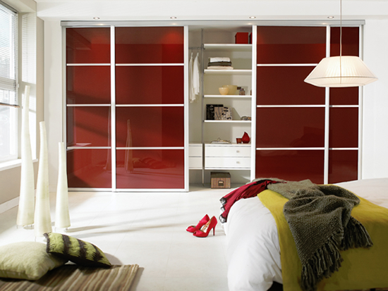 Maxima 4 Panel Doors – Aluminium Frame – Red Glass Panels