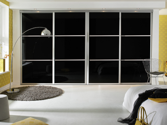 Maxima 3 Panel Doors – Aluminium Frame – Black Glass Panels