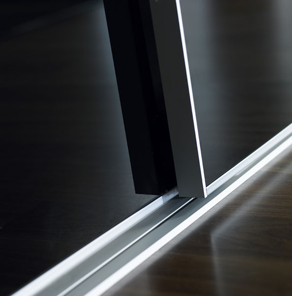 Minimalist-Standard-Wardrobe-1