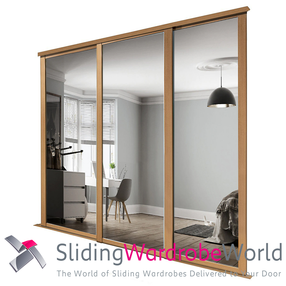 28998301.jpg 3 Shaker Oaks Doors (3 Mirror)