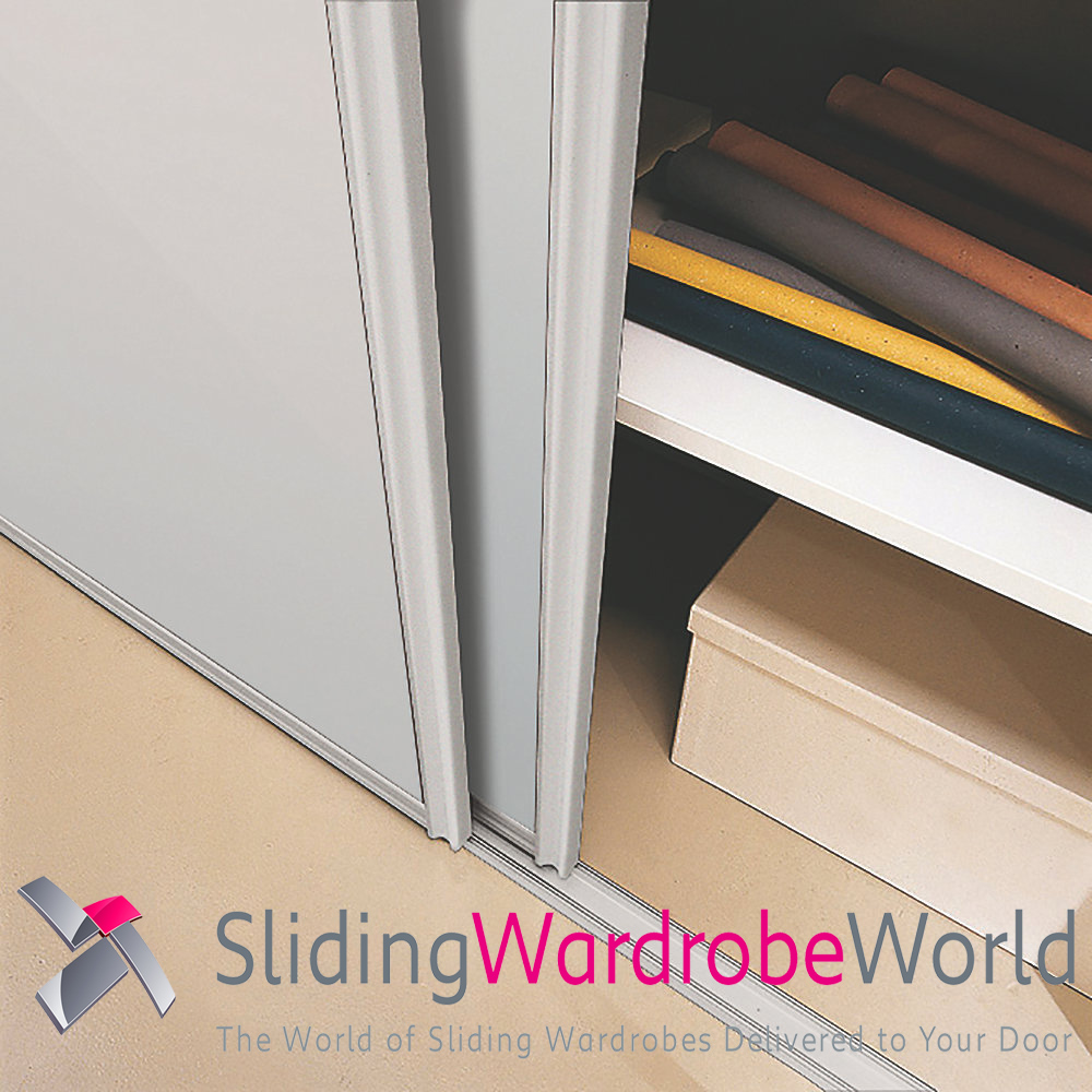 78204601.jpg Cashmere Classic Detail